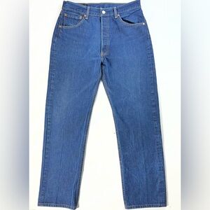 Levis 501’s  Mens 34x33 Blue Straight Leg Regular Fit Medium Wash Actual 30x29